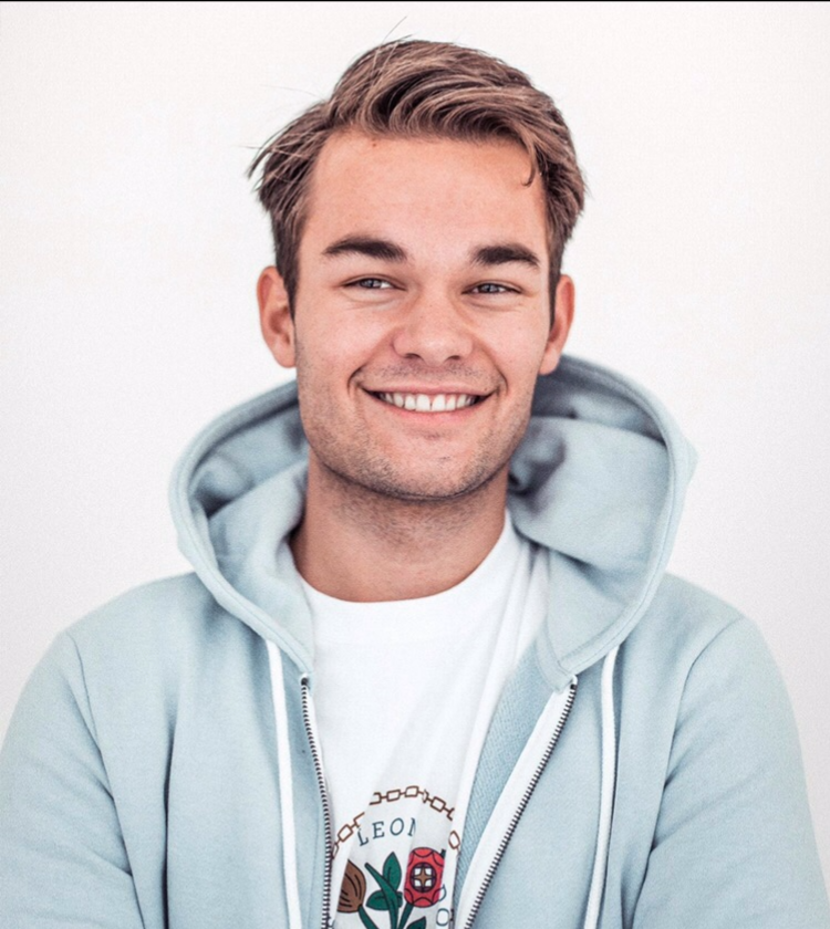 Nikolas 