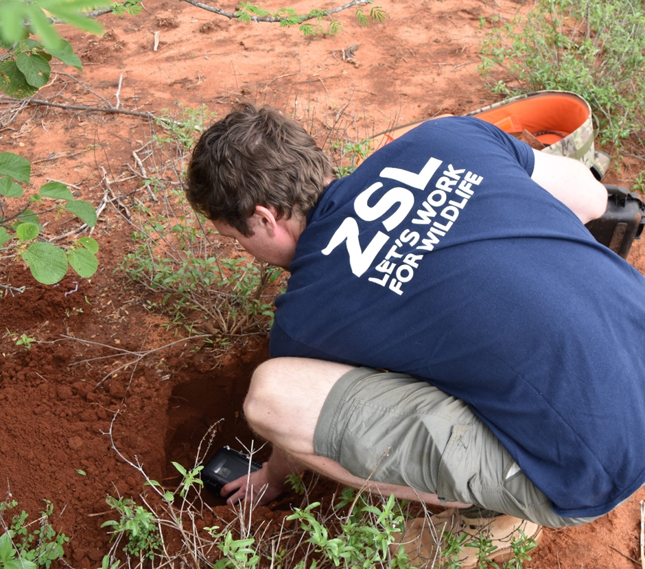 IMAGE OF INSTANT DETECT 2.0 BEING BURIED IN KENYA IN 2019.
